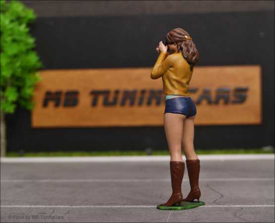 1:18 Photo Women - Handmade - 3D - Unique -